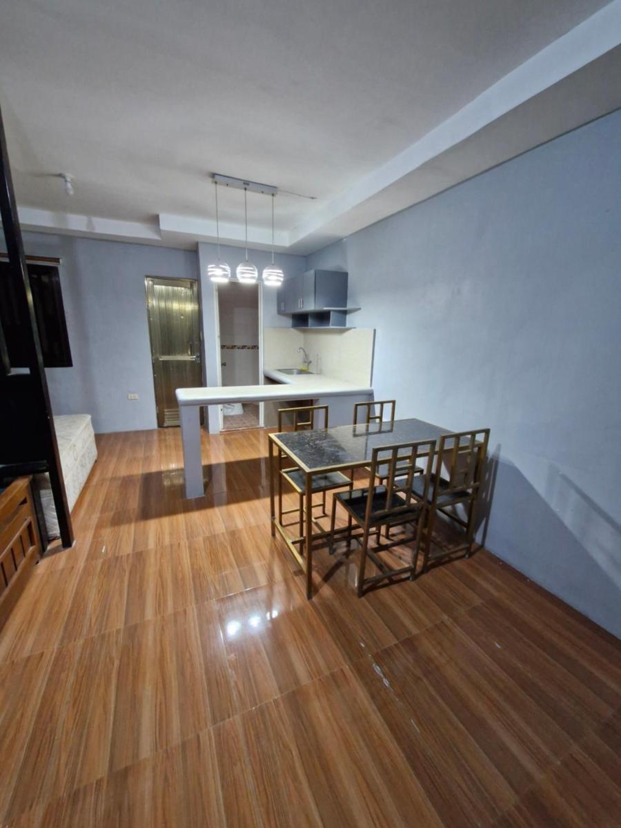 Minalungao Jonahs transient - Housity