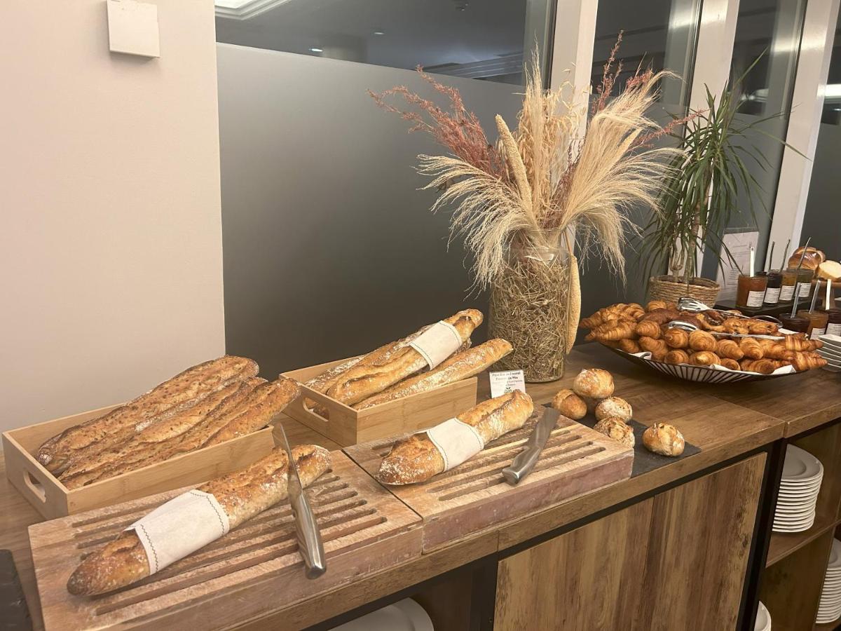 Nourriture dans l'hôtel ou à proximité