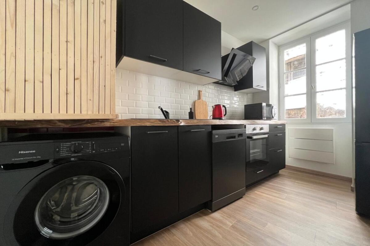Casa Faro -T2 -Hyper Centre Brive -Rue Commerçante - Housity