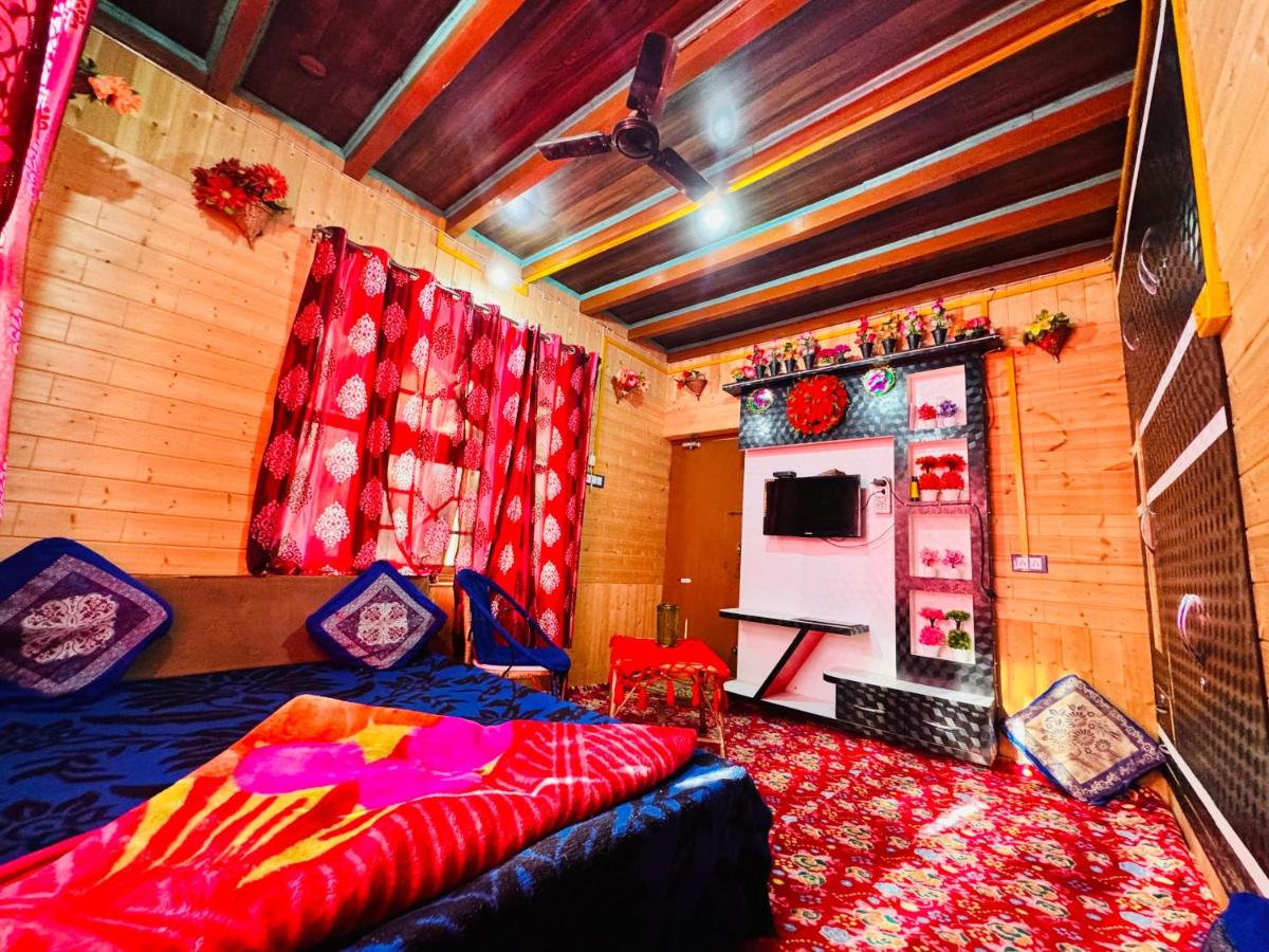 Adil Paying Guest house - Housity