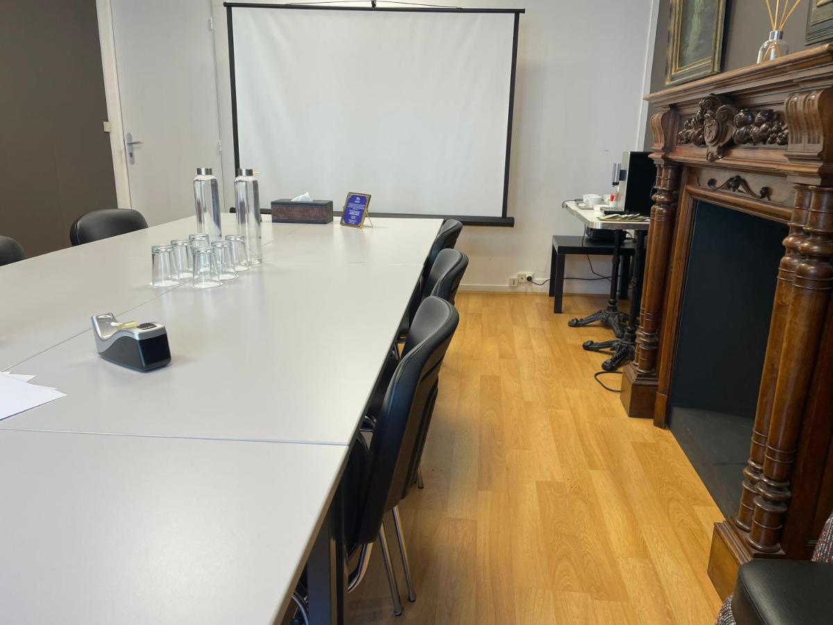 Espace de conférence ou salle de réunion dans l'établissement Hotel Locomo - Gare de Lyon Bastille