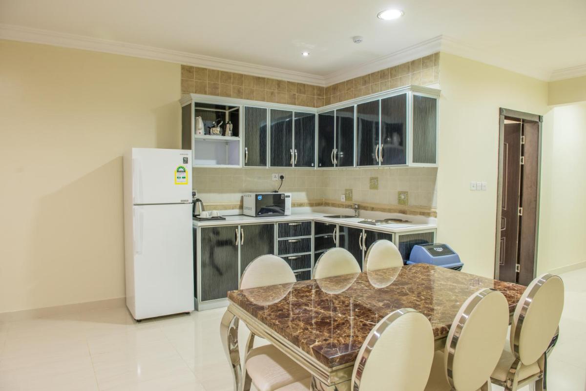 Suitetrails - Al Masem Luxury Hotel Suite 5