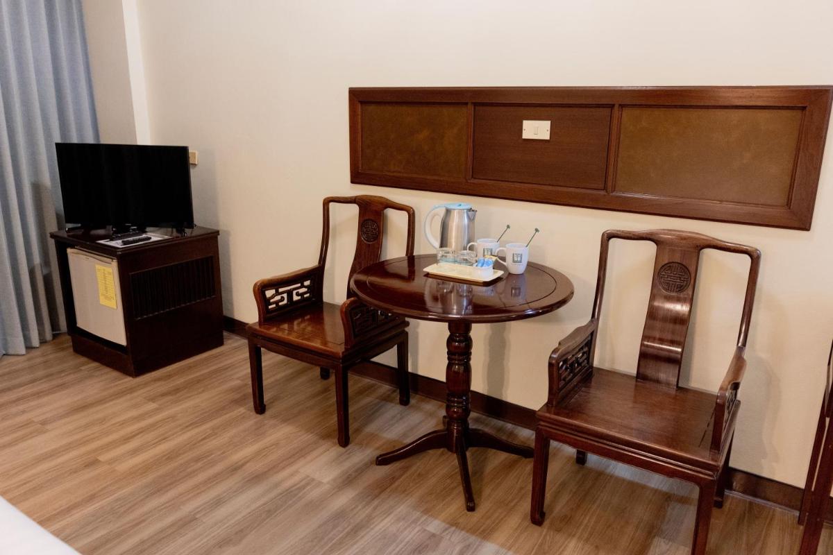 MIDO Hotel - Housity