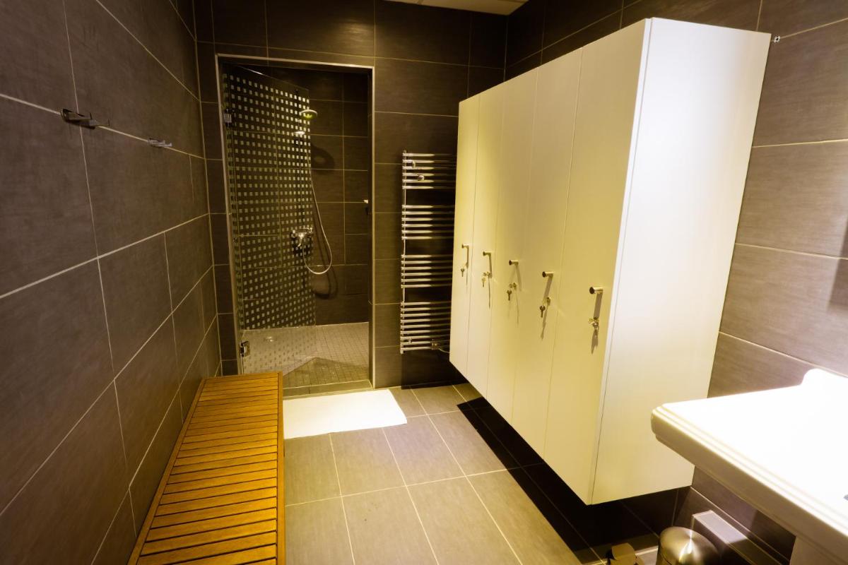 Salle de bains dans l'établissement Hôtel et Spa La Villa K - Basel Airport