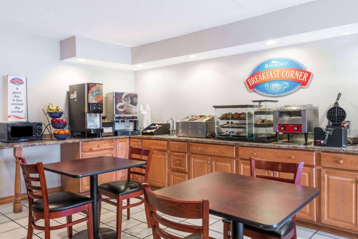 Baymont by Wyndham Cambridge - Housity