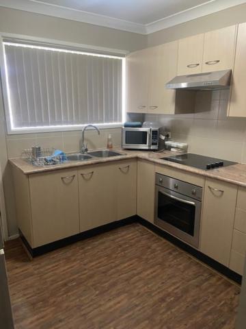 Grey Pebbles - Housity