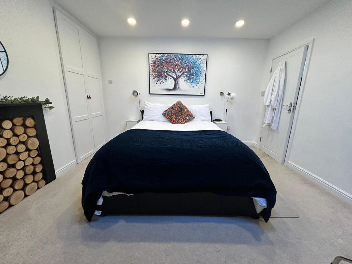 Dove House - Housity