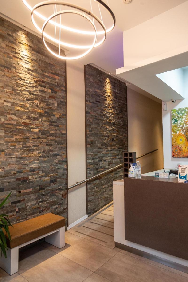 Magna Suites - Housity