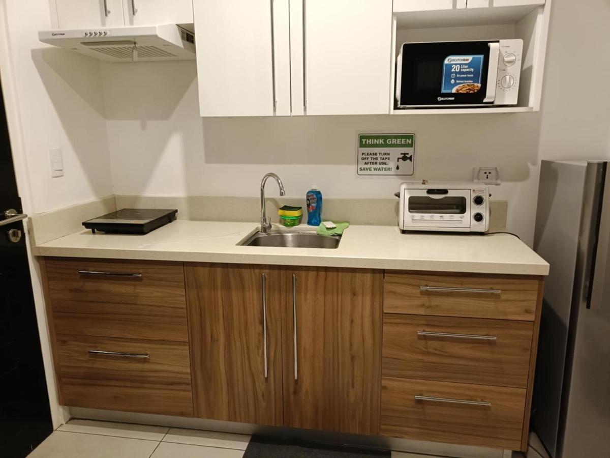 Cozy 2br Condo - Housity