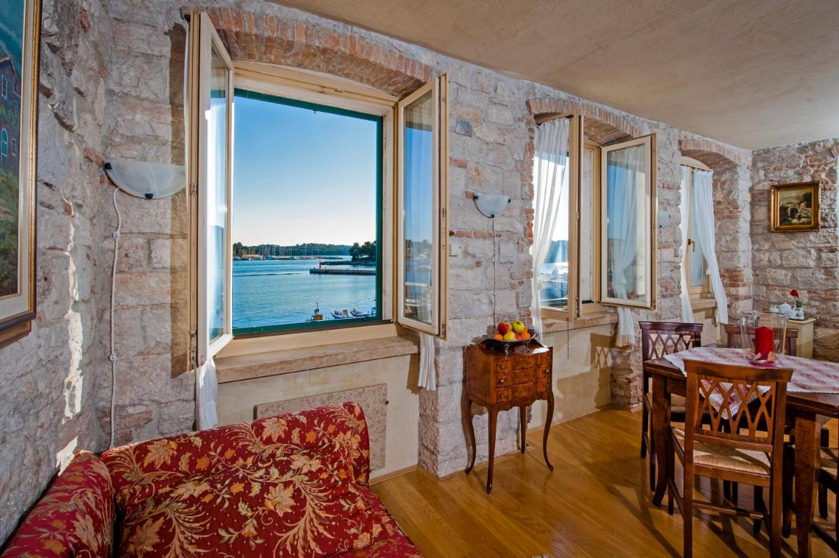 Residence PORTA ANTICA Centro Storico - Housity