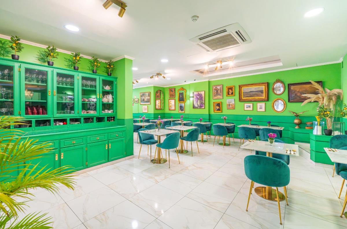 Um restaurante ou outro lugar para comer em Sé Boutique Hotel