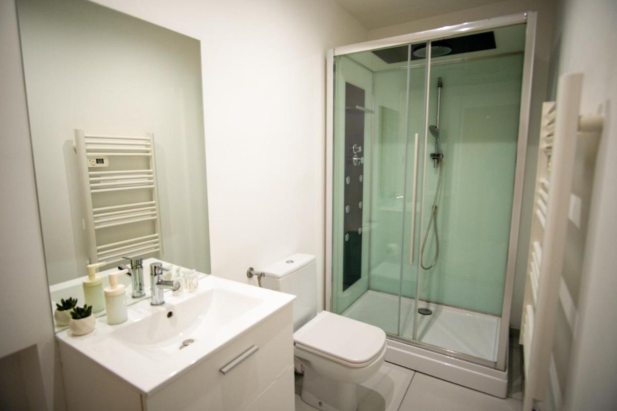 A L'Ombre du Pin - Family T3 near Disneyland and Paris, 1-6 Guests - Hizvo