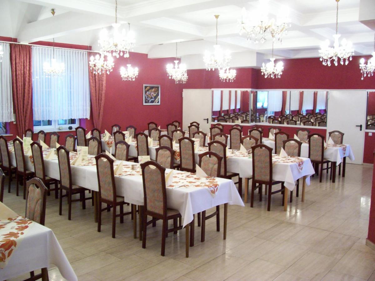 Hotel Reuterhof - Housity