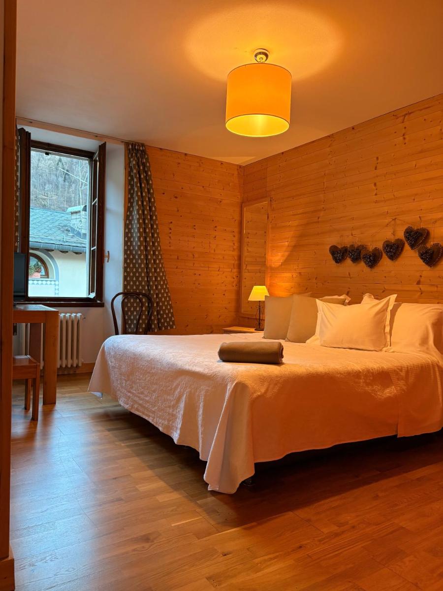 Hotel Pedretti - Housity