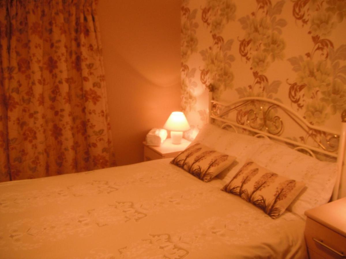 Castlemaine House B&B - Housity