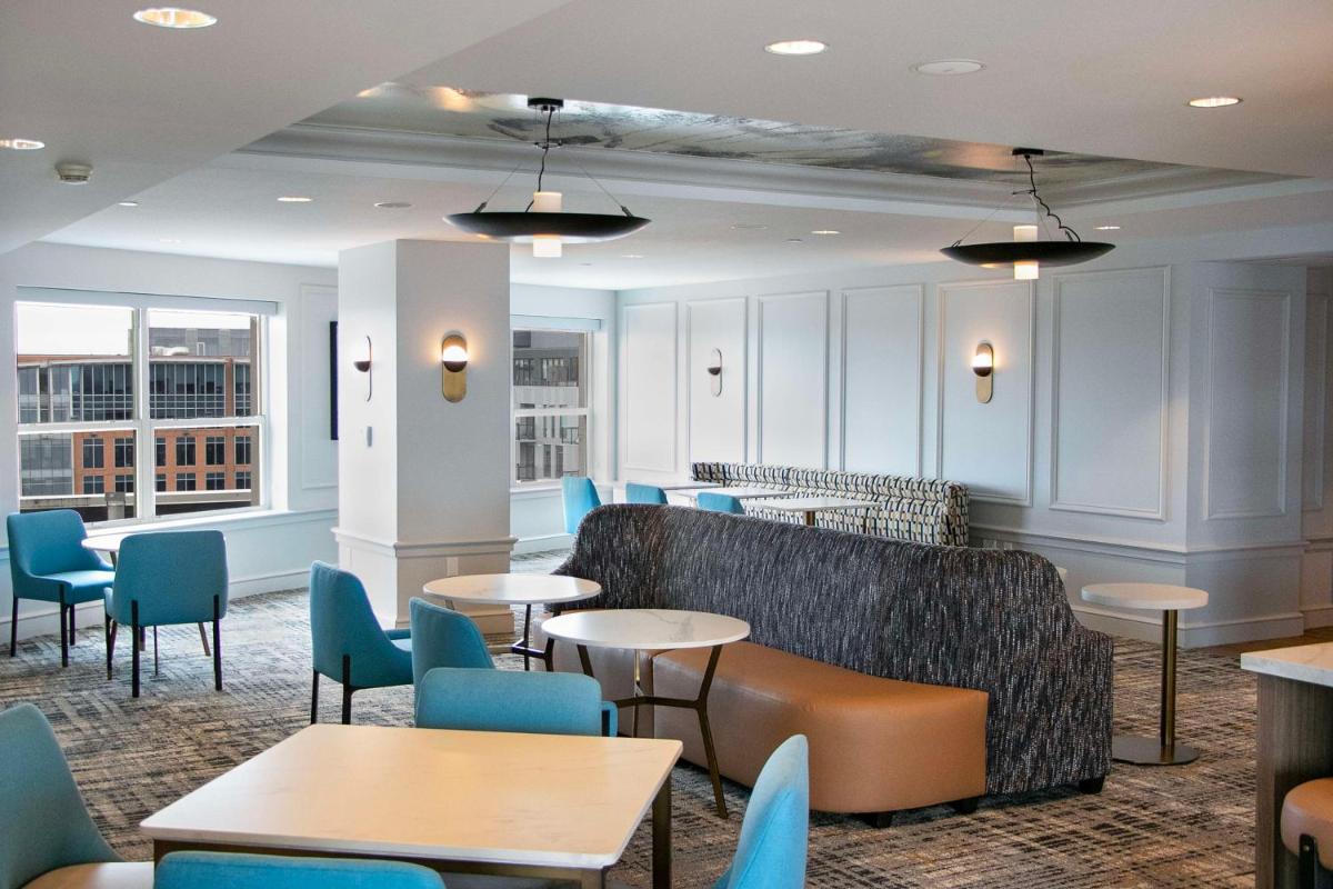 Hilton Madison Monona Terrace - Hizvo