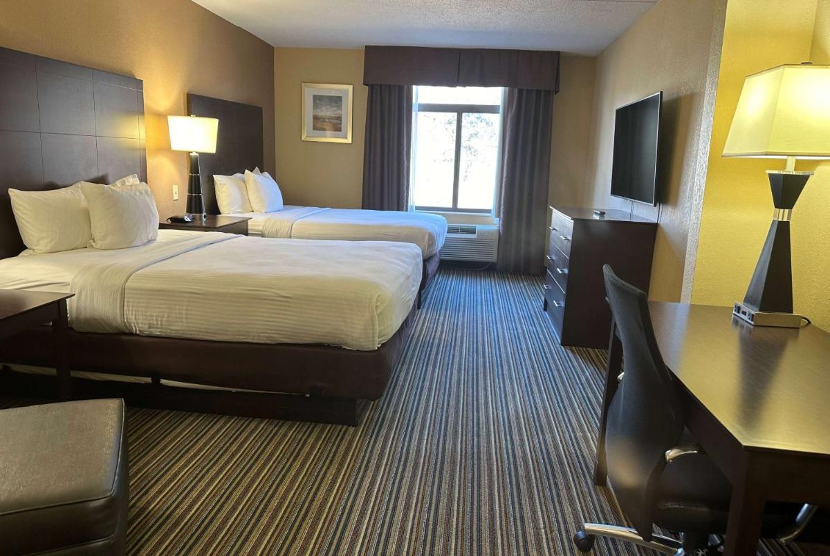 Wingate by Wyndham Harrisburg Near Hershey - Housity