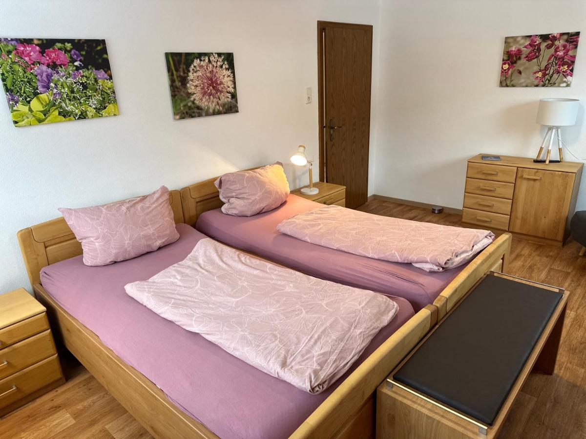 Ferienwohnung am Wald mit Garten & Hot-Tub & Alpakas - Housity