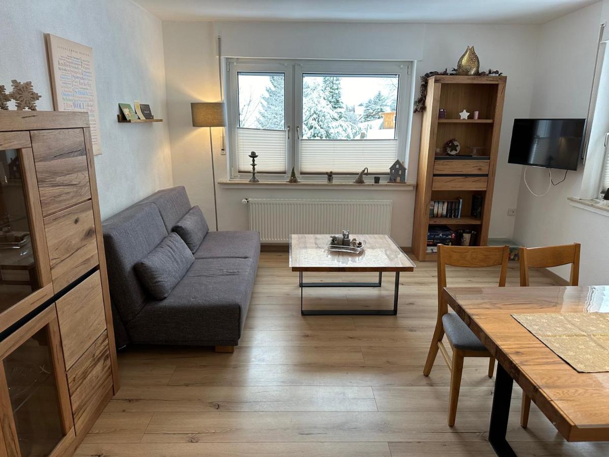 Ferienwohnung am Wald mit Garten & Hot-Tub & Alpakas - Housity