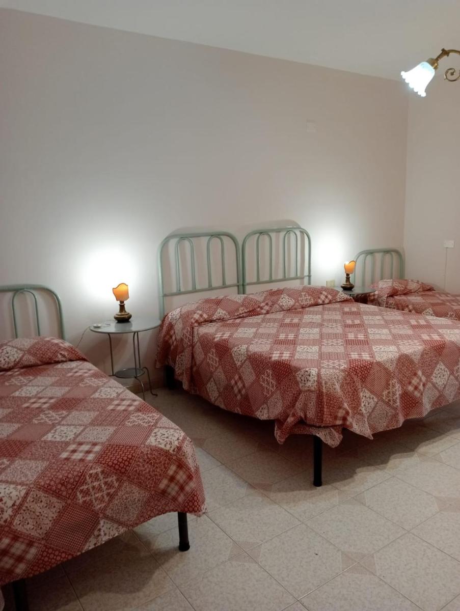 L'Angolo Rosa B&B - Housity