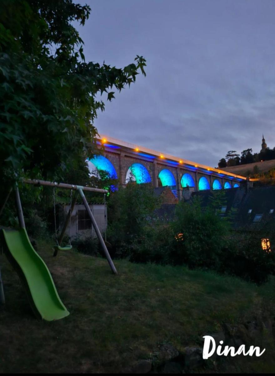 Le Logis de la Cour de Bretagne au Port de Dinan Lanvallay - Housity