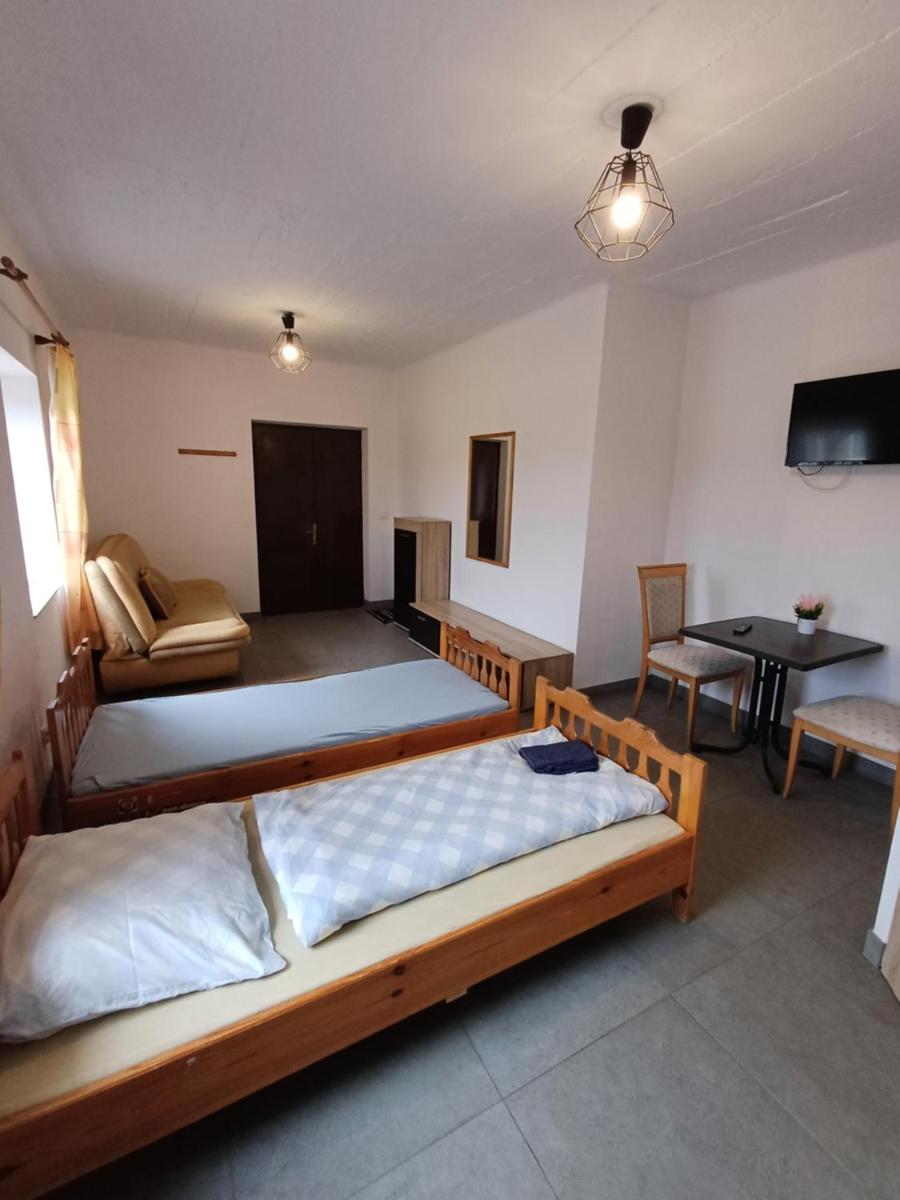 Agroturystyka Noclegi Podlesie - Housity