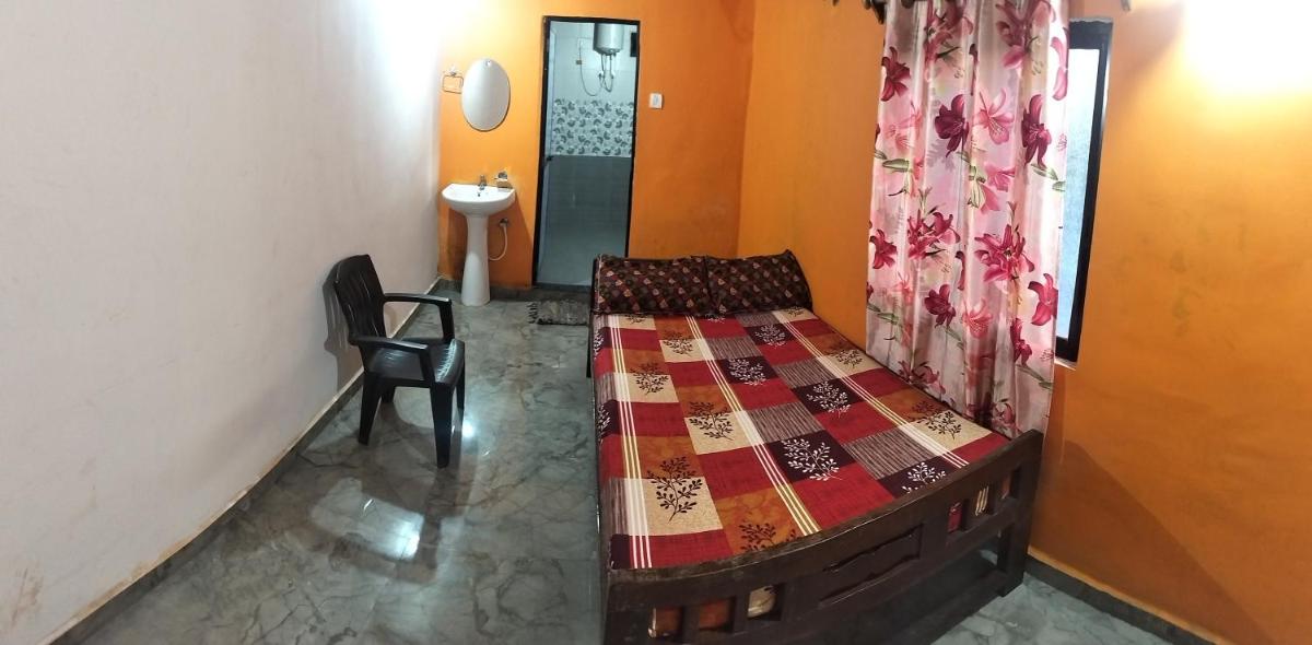 Swastik guest house - Housity