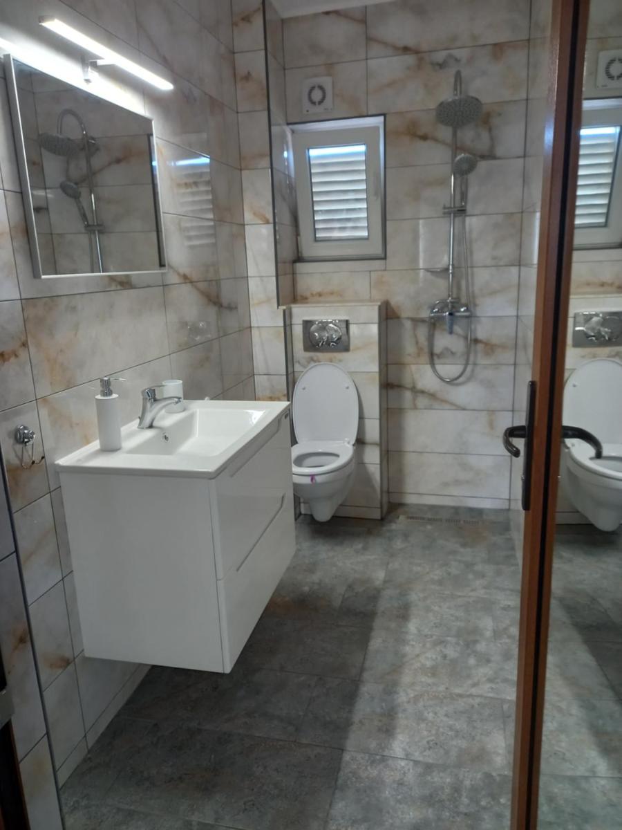 Casa Saturn - Housity