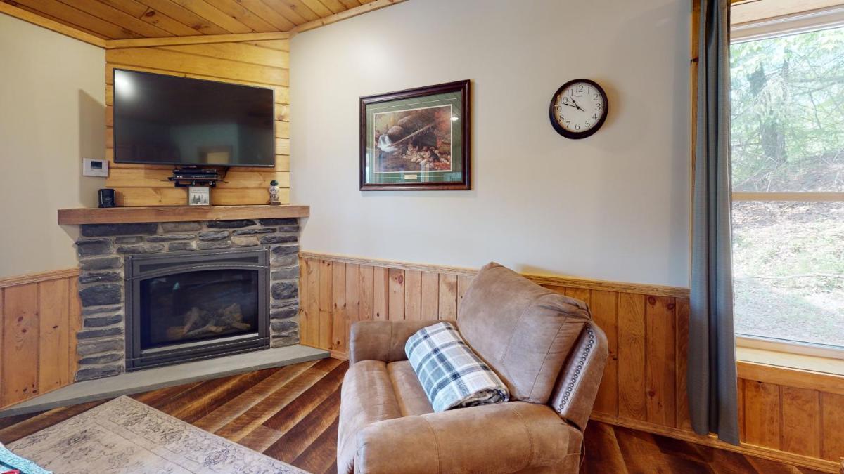 Rough Cut Lodge - Housity