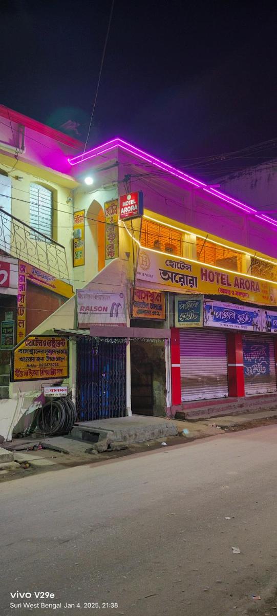 Arora Hotel - Housity
