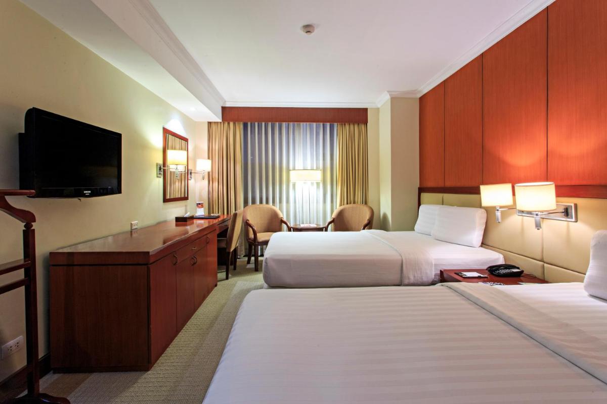 Cebu Parklane International Hotel - Housity