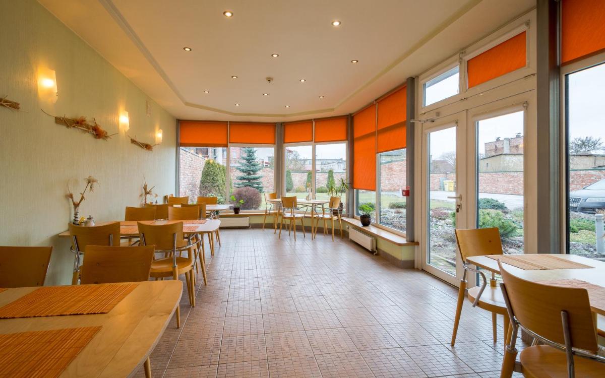 Hotel Linda - Helvita - Housity