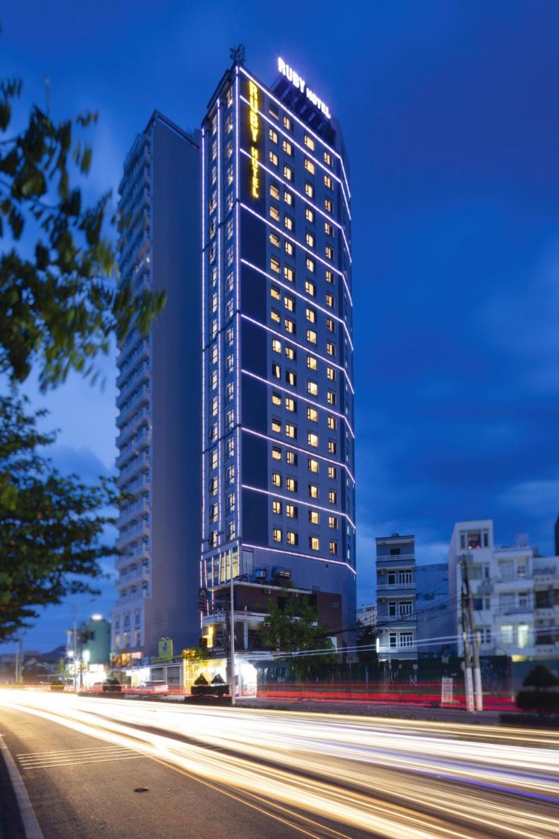 Ruby Hotel - Hizvo