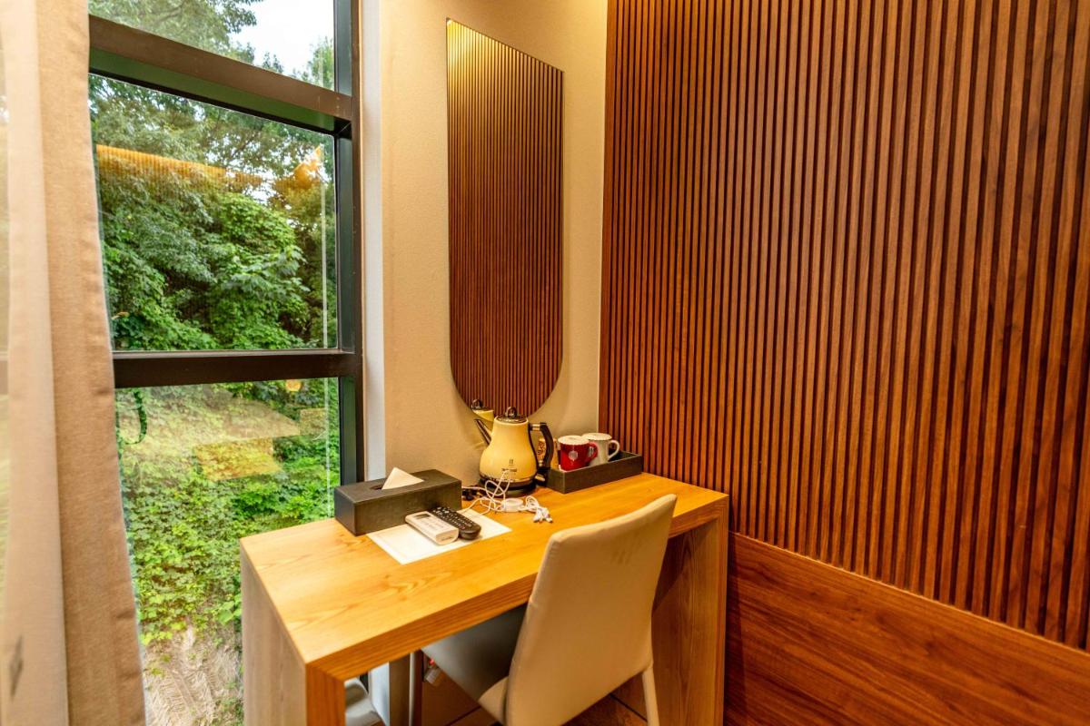 Lagobaum Hotel - Housity