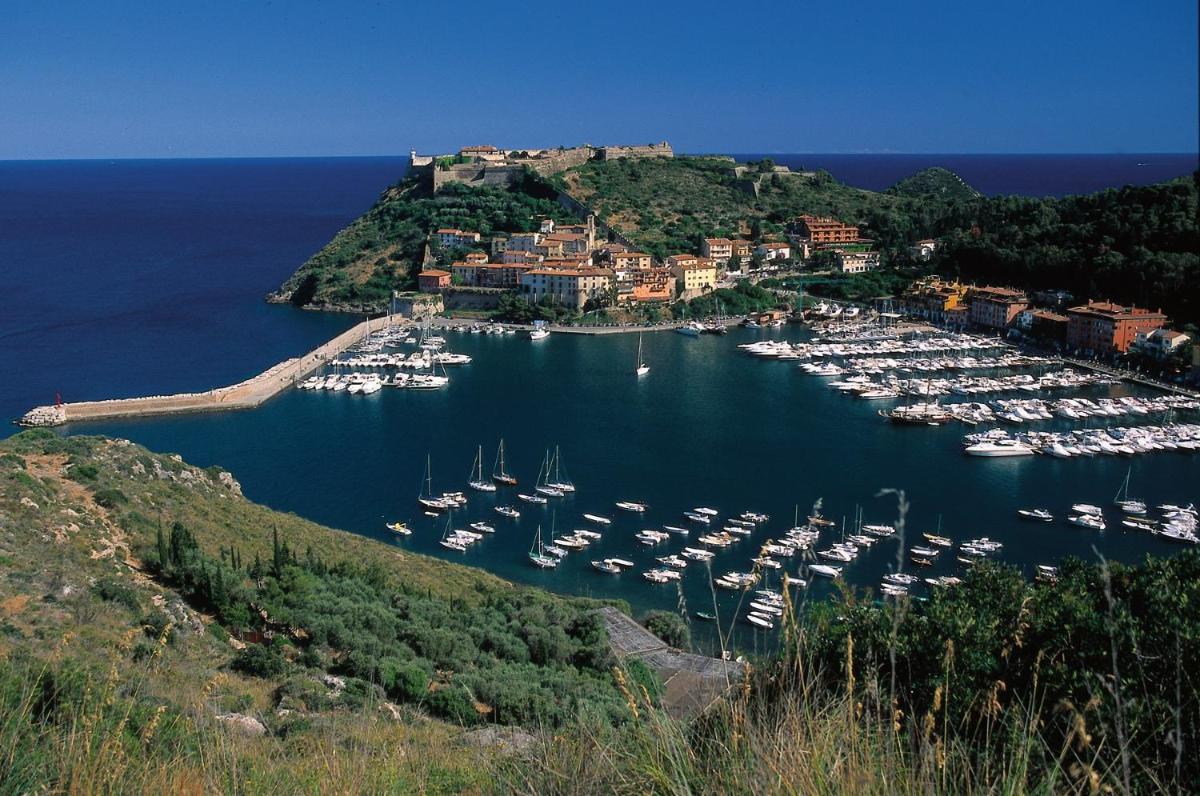 Casetta in piazza Santa Barbara - Housity