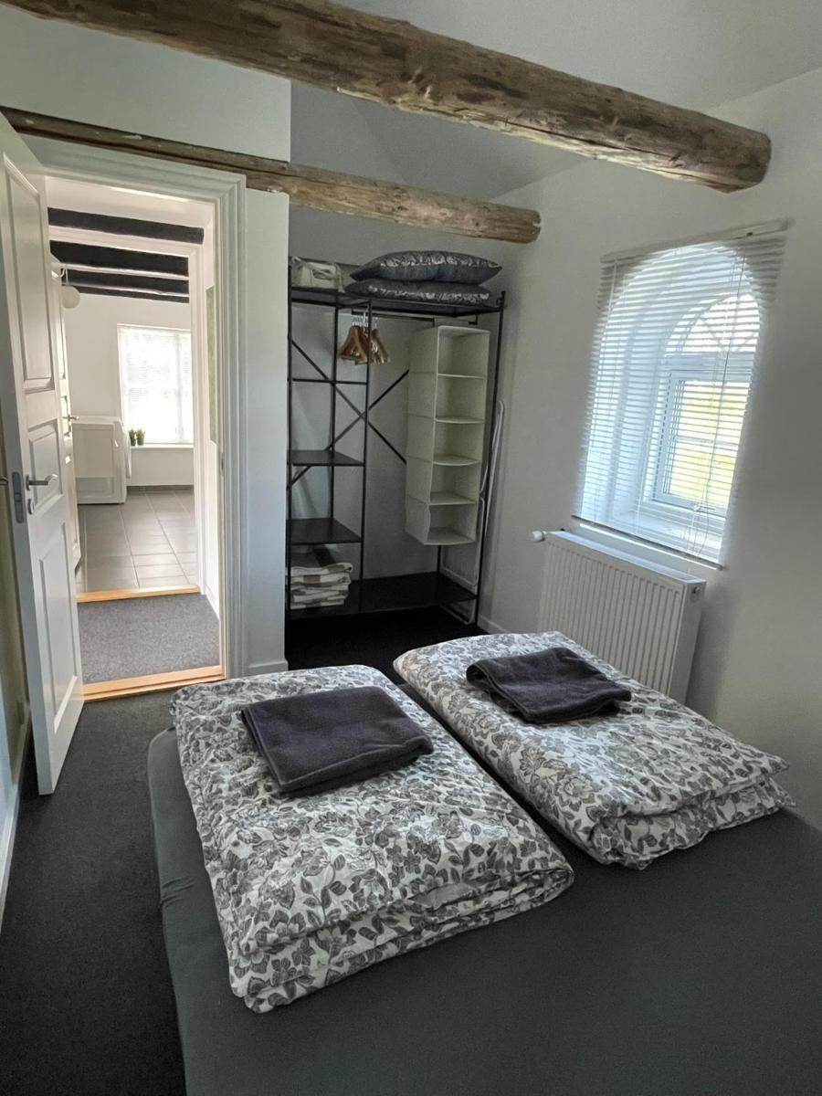 Lille Knudsgaard - Housity