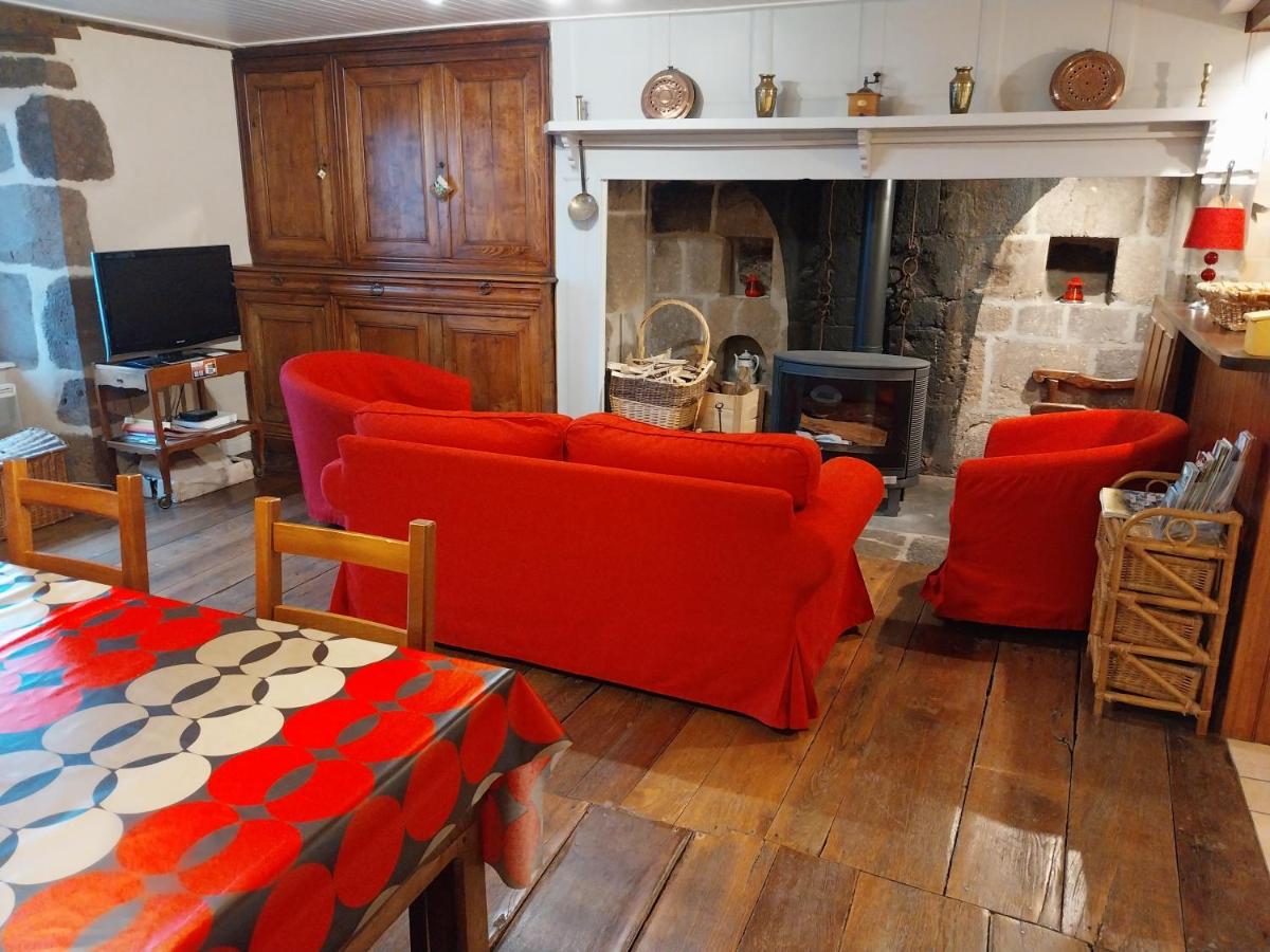 Gîte du Bosquet Pays de Salers Cantal - Housity