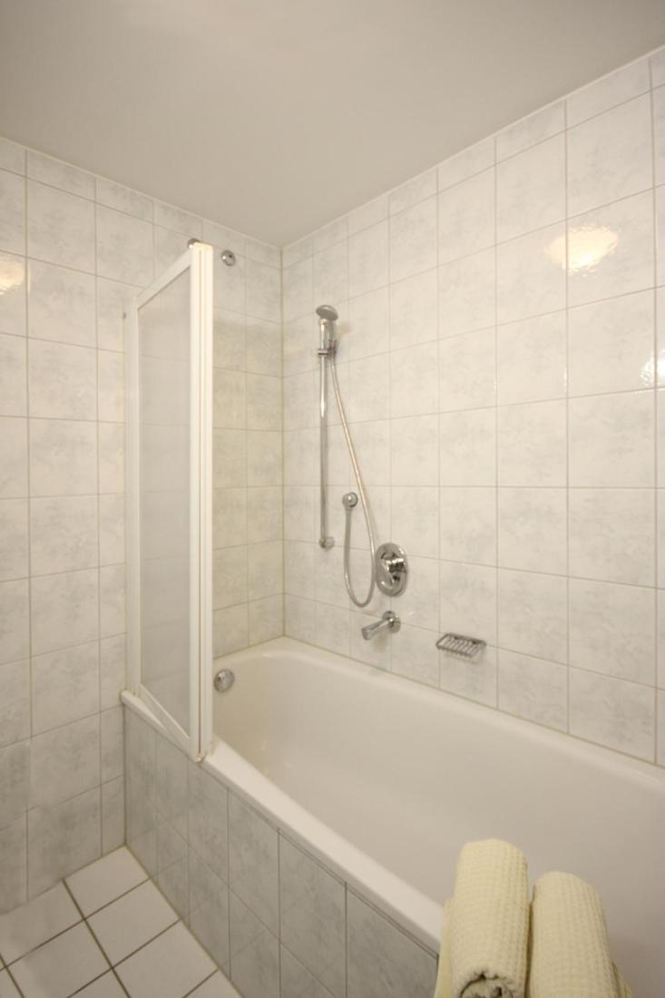 Hotel Trasen - Housity