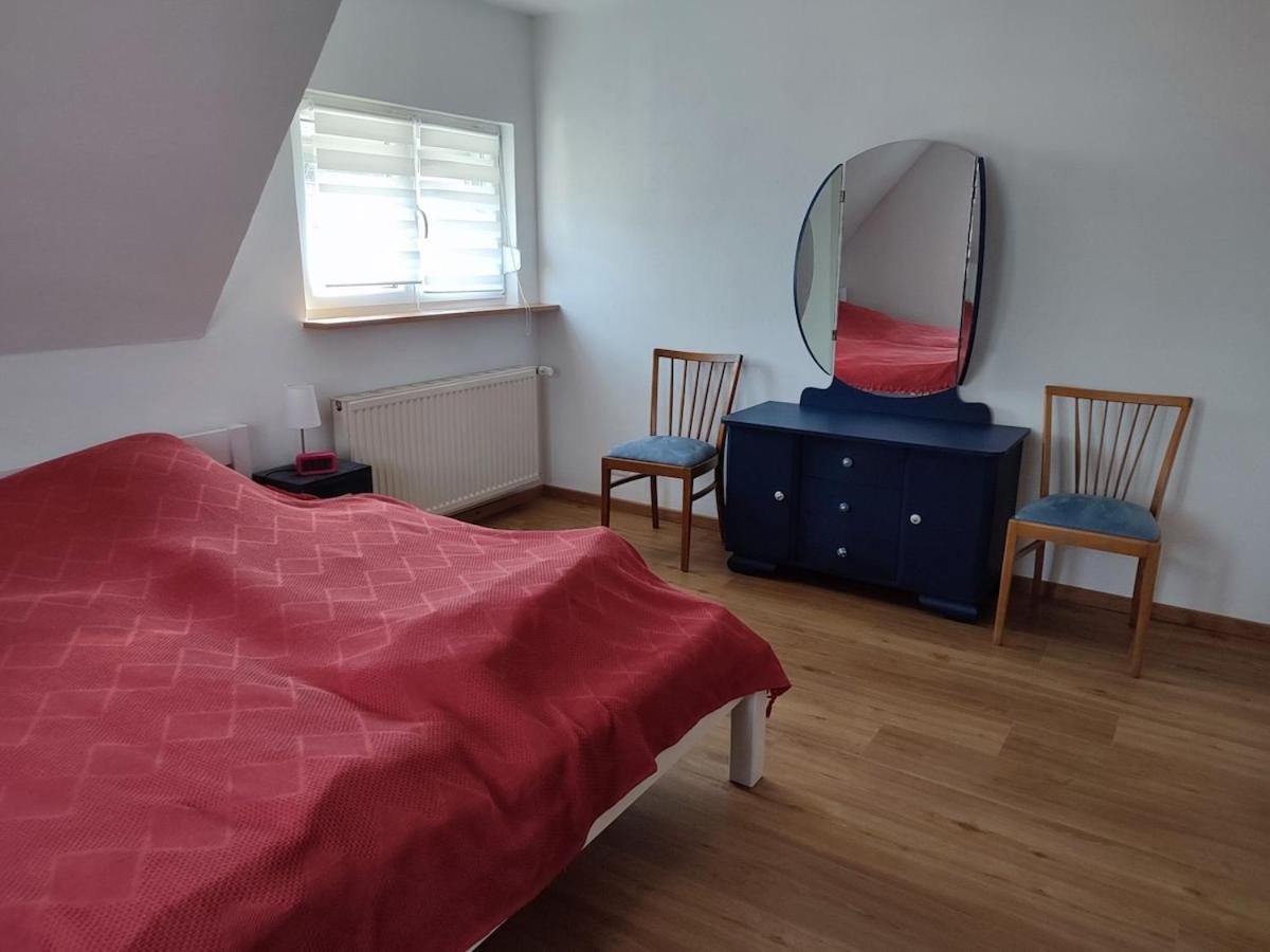 Ferienhaus Änni Kempenich - Housity