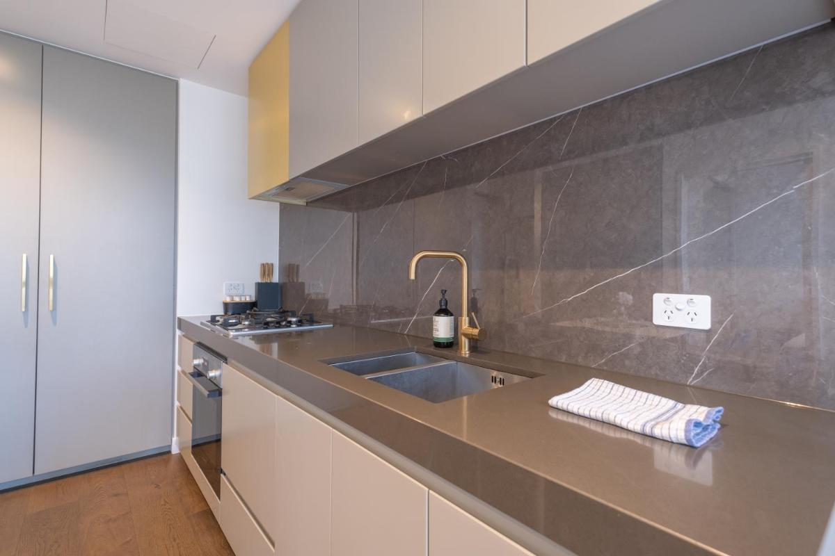 Relaxed 1br1ba City View Apt Wifi In Cbd - Housity