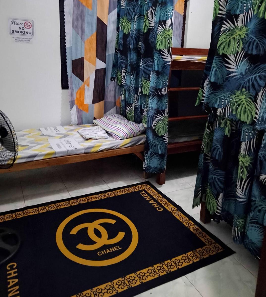 Estrelle Orange House - Backpackers Hub - Housity