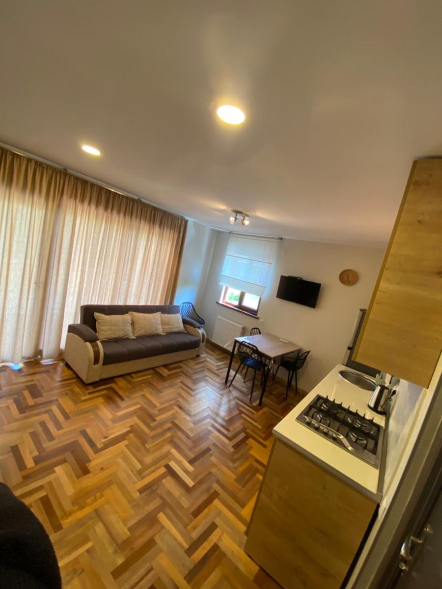 Nina - Housity