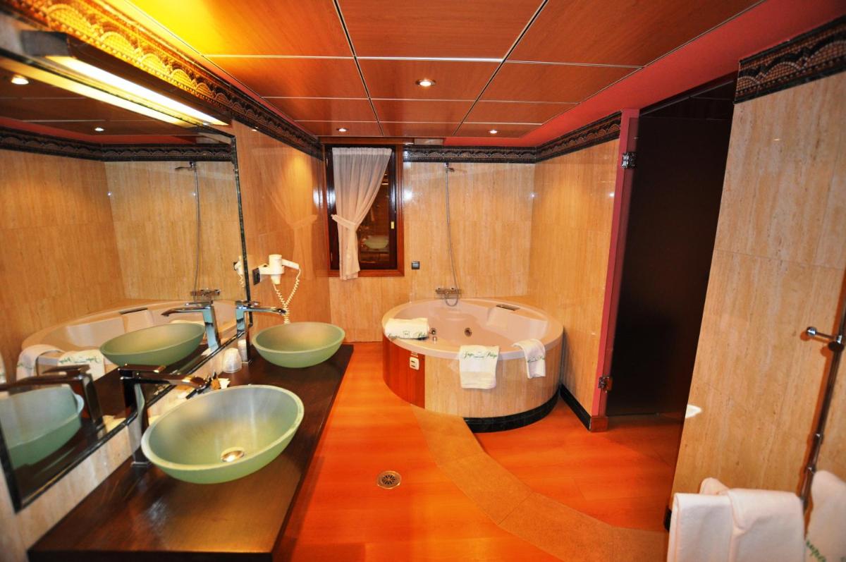 Un baño de Gran Hotel Liber & Spa Playa Golf