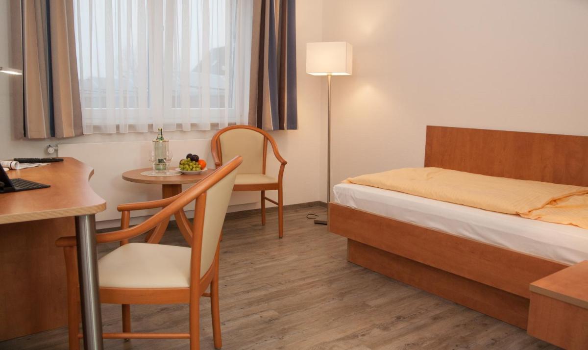 Hotel Restaurant Lütkebohmert - Housity
