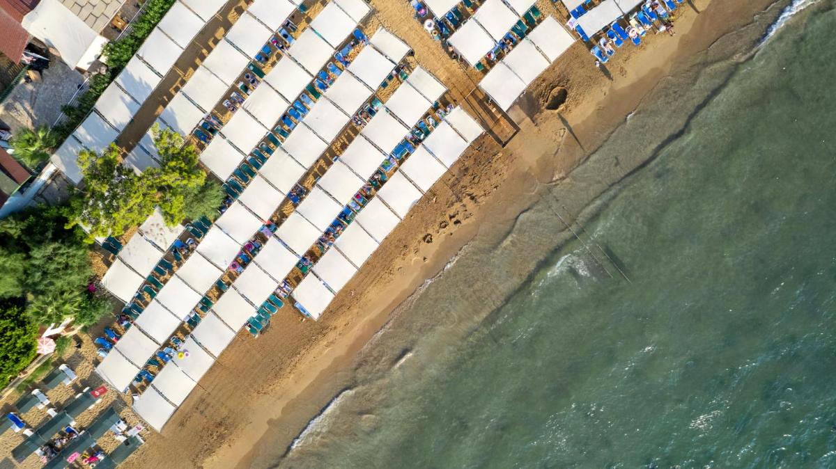Armas Green Fugla Beach - Housity