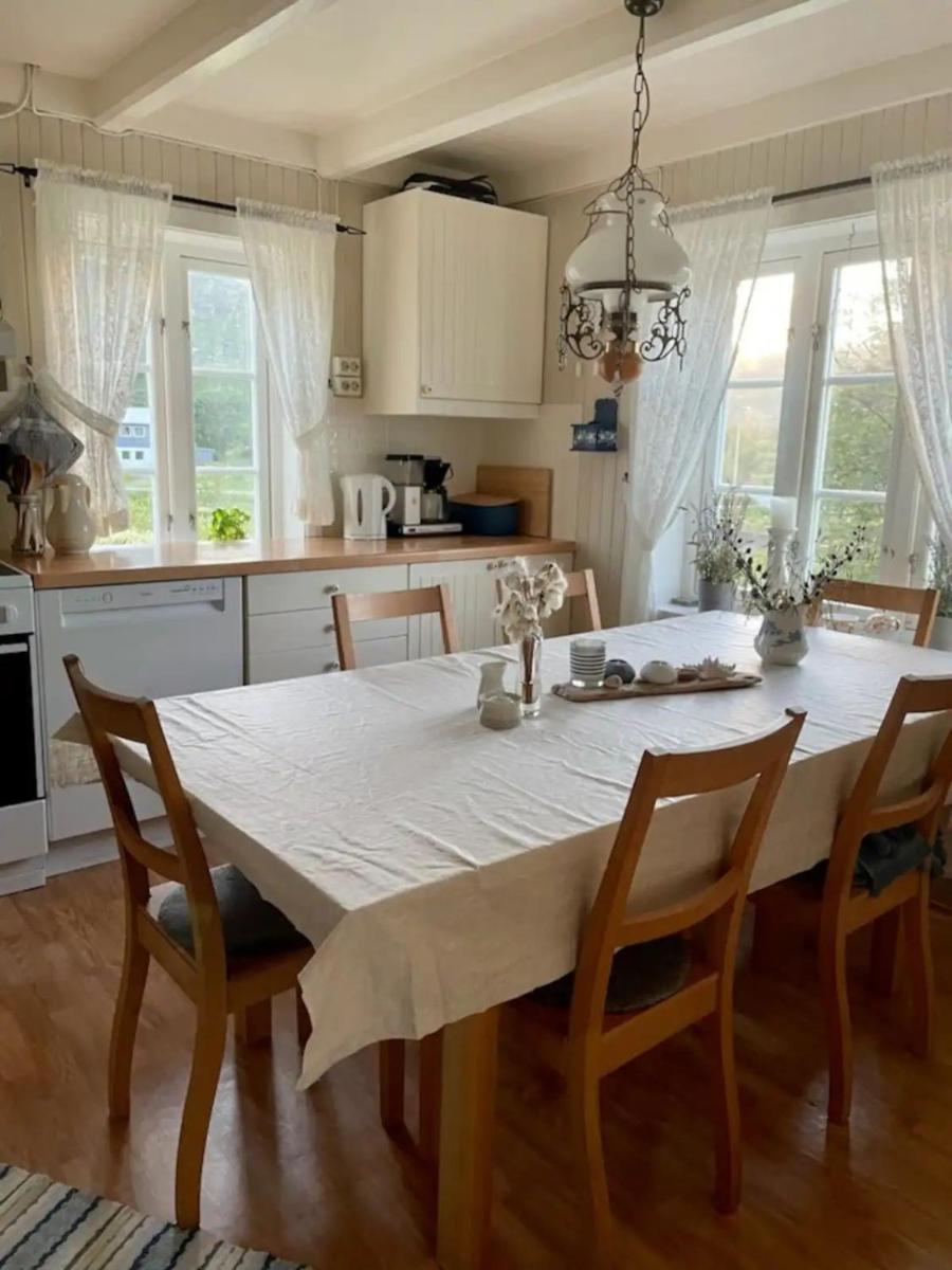 Fredvang holiday house, Lofoten - Housity