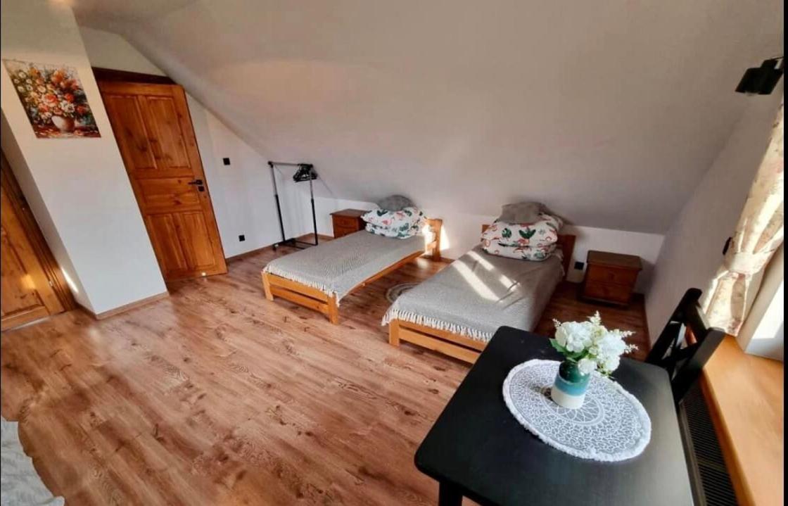 Gospodarstwo Agroturystyczne ŻARNOWIEC - Housity