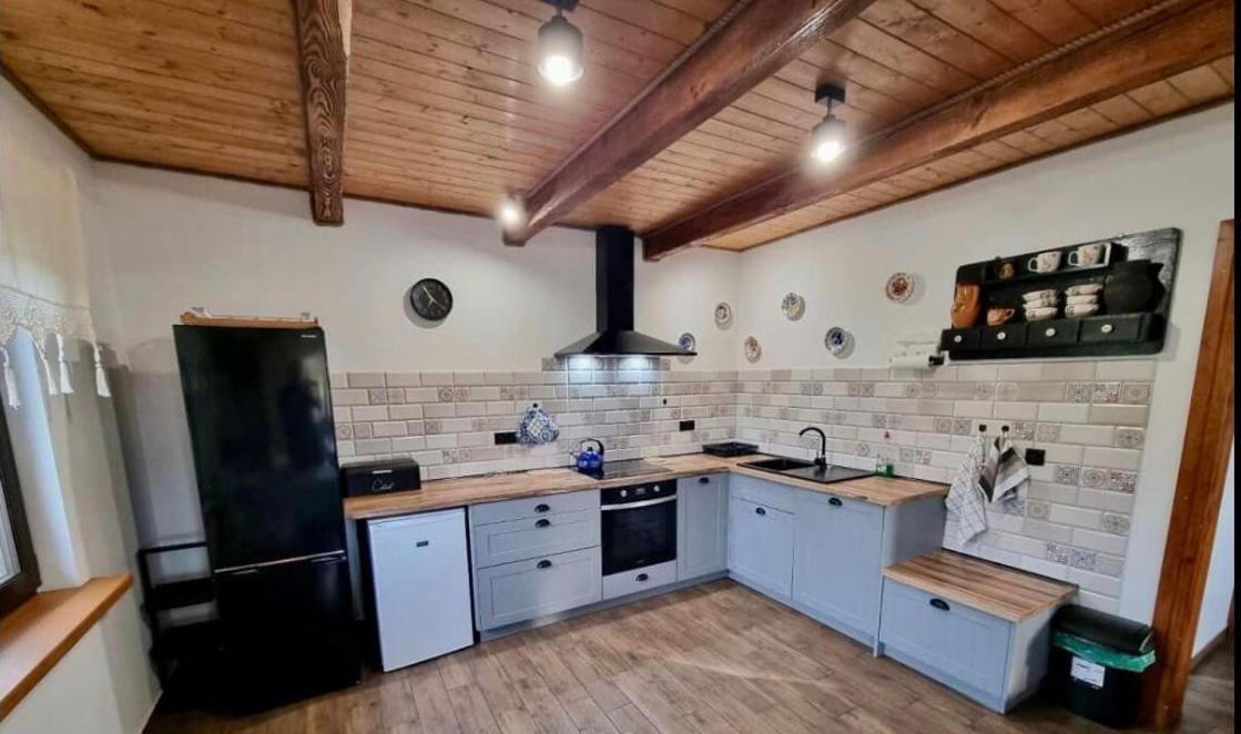 Gospodarstwo Agroturystyczne ŻARNOWIEC - Housity