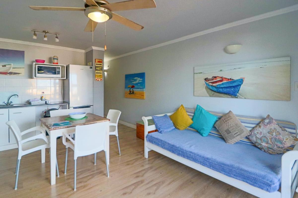 Ballito Chakas Cove 64 - Housity