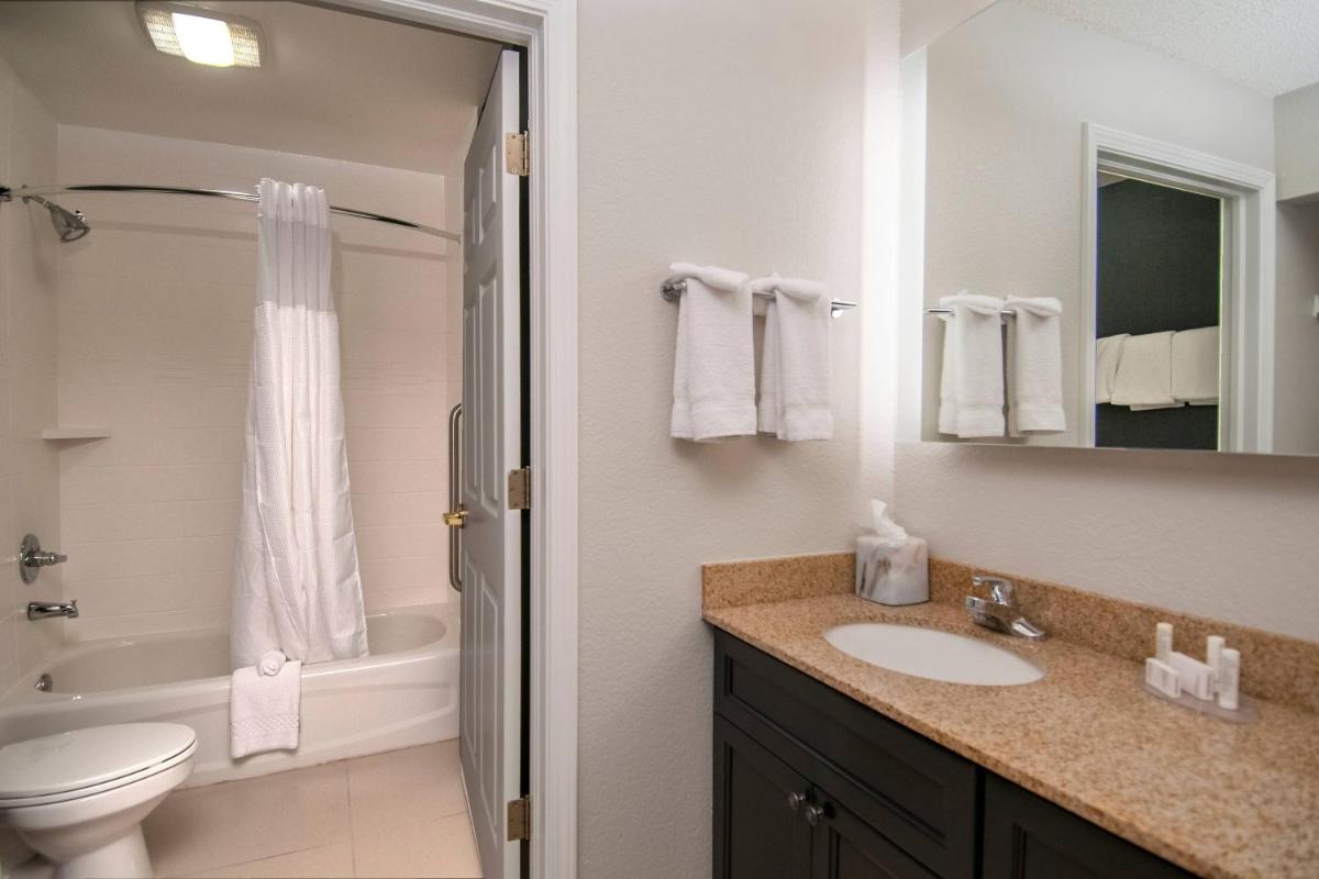 Residence Inn by Marriott Springdale - Housity